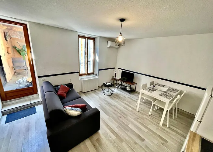 Parenthese A Deux - T2 Cosy & Calme - Patio - Terrasse - Climatise - Proche De La Cite Medievale Διαμέρισμα